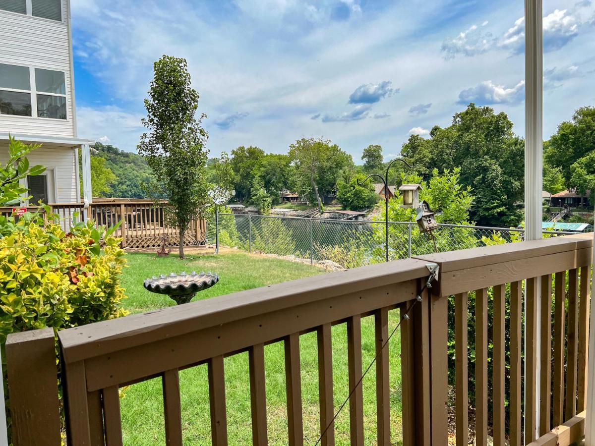 Lake Front 2Br Walk-In With Large Deck - Free Tickets Included - 79-1 Branson Exterior photo